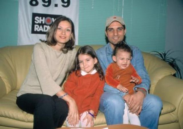 Rafet El Roman'ın kızı yaşında sevgilisine bakın sarışın bomba - Resim: 4