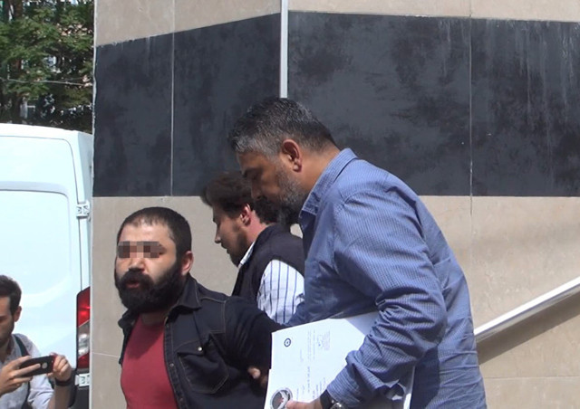 Sancaktepe'de cani evlat öldürdüğü annesinin cesediyle 2 gün yaşamış - Resim: 0