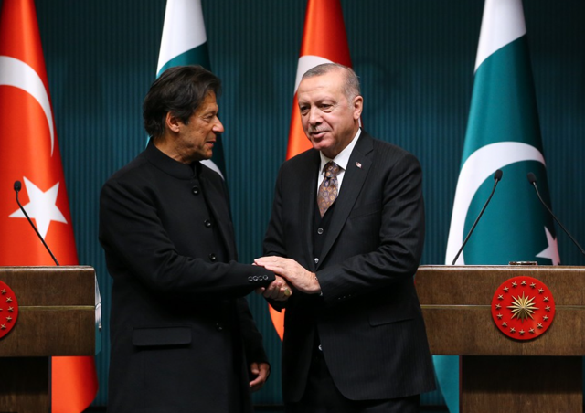 Pakistan Başbakanı Khan'dan büyük jest! Yeni hastaneye Recep Tayyip Erdoğan ismini verdi - Resim: 0