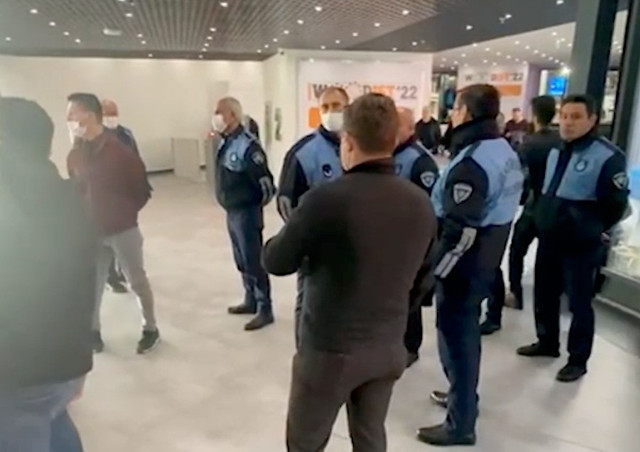 İstanbul fuar alanına şok baskın! - Resim: 0