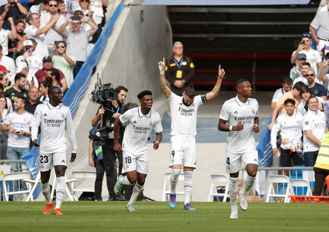 Real Madrid El Clasico'da Barcelona'yı devirdi! Liderlik koltuğuna oturdu - Resim: 3