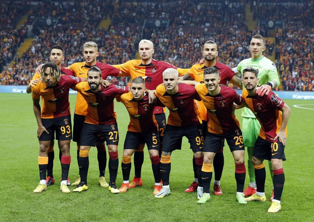 Galatasaray'da Lucas Torreira krizi: Maaşı için kulübe ihtar çekti - Resim: 1