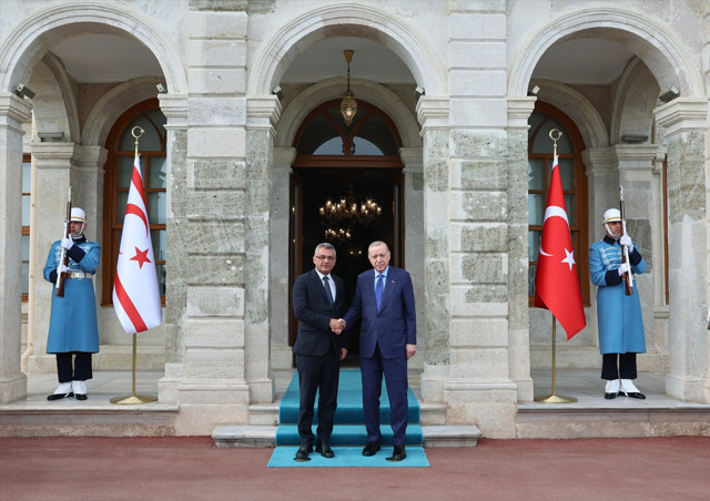 Cumhurbaşkanı Erdoğan, KKTC Cumhurbaşkanı Erh&uuml;rman ile g&ouml;r&uuml;şt&uuml; - Resim: 1