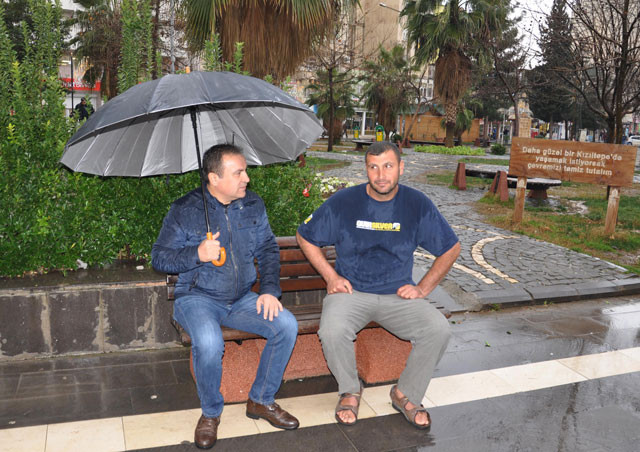 Hastalığına tıp dünyası tanı koyamadı! Herkes deli sanıyor ama olay bambaşka - Resim: 3