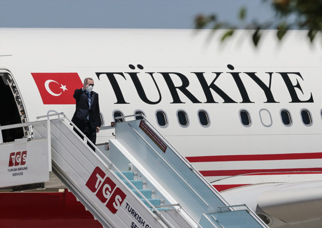 Cumhurbaşkanı Erdoğan Katar'a gitti! Korona sonrası ilk seyahat - Resim: 0