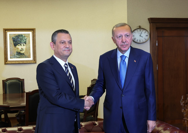 Erdoğan - Özgür Özel görüşmesi sona erdi! 18 yıl sonra bir ilk - Resim: 5