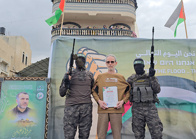 Hamas ile İsrail arasındaki esir takasında 5'inci tur 3 İsrailli esir ve Filistinli esirler teslim edildi - Resim: 4