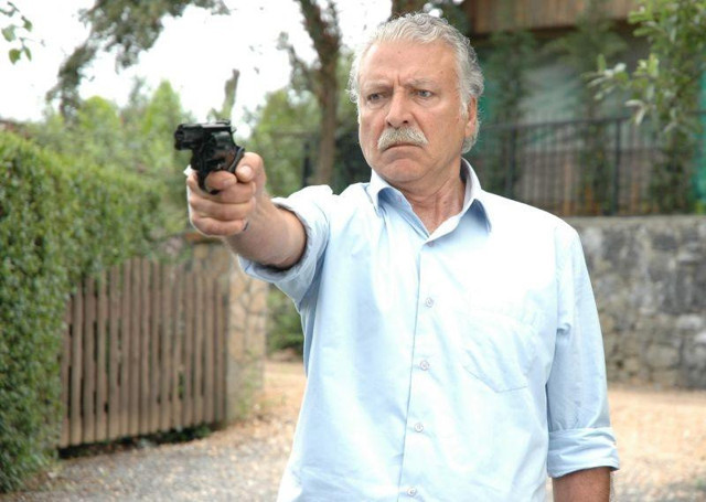 Usta oyuncu Ahmet Uz hayatını kaybetti! Ahmet Uz'un hastalığı neydi? - Resim: 0