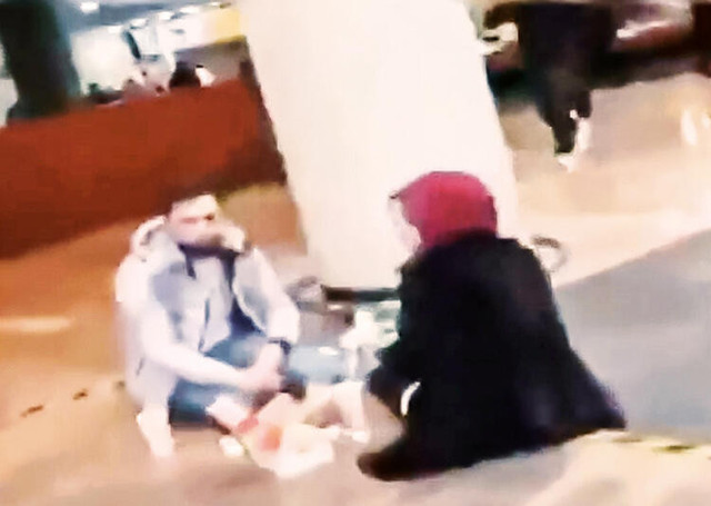 Koronavirüs karantinasında cep telefonunu evde bırakıp dışarı çıkan var - Resim: 2