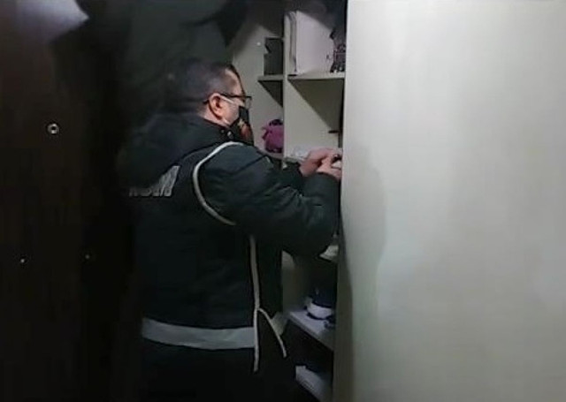 Bursa merkezli 4 ilde 16 FETÖ şüphelisi yakalandı - Resim: 1