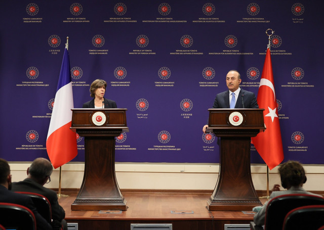Bakan Çavuşoğlu: Macron'un Türkiye'ye yönelik açıklaması talihsizlik! - Resim: 2