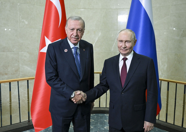 Cumhurbaşkanı Erdoğan, Rusya Devlet Başkanı Putin ile bir araya geldi - Resim: 0