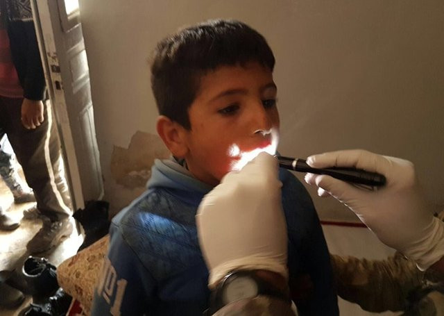 Teröristlerden kurtarılan bölgeye Mehmetçik  yardımı - Resim: 2