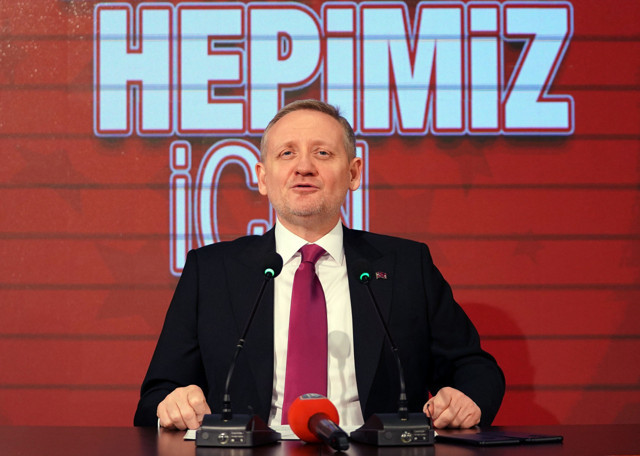 Fenerbahçe futbol takımında Koronavirüs şoku - Resim: 1