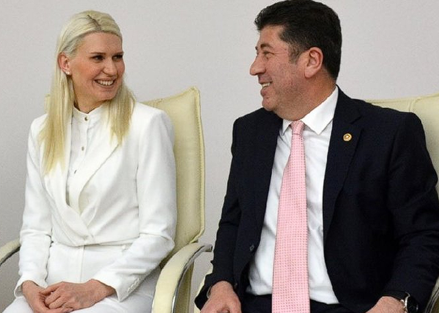 Otel odası faturası dudak uçuklattı! CHP'li başkan Melek Mızrak belediyeyi peşkeş çekti iddiası - Resim: 1