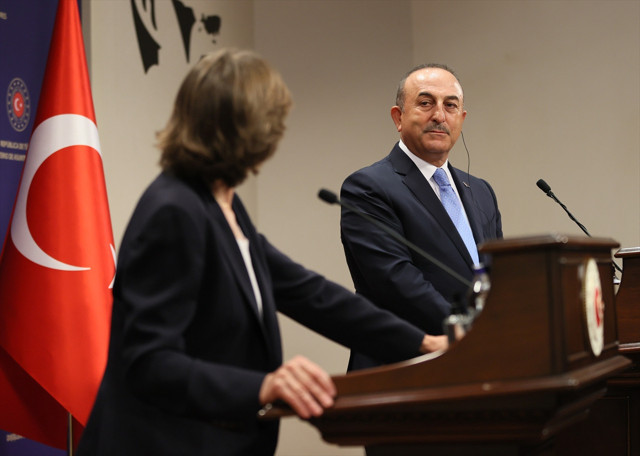 Bakan Çavuşoğlu: Macron'un Türkiye'ye yönelik açıklaması talihsizlik! - Resim: 1