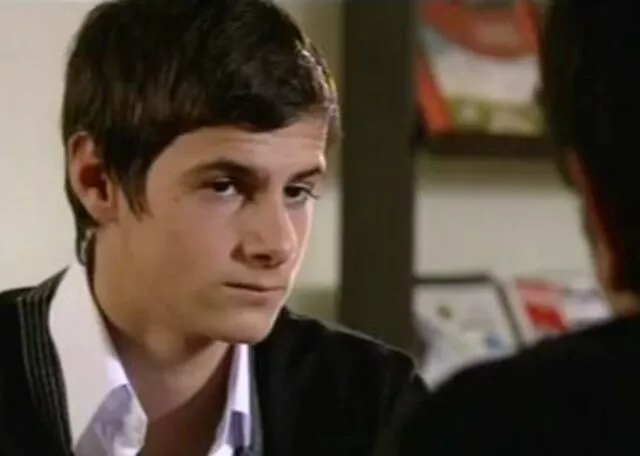 Berfu Yenenler, Ezel dizisinin repliği ile paylaştı! Psikopat Eren'i görenler gözlerine inanamadı! - Resim: 6