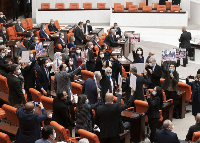 HDP'li Ömer Faruk Gergerlioğlu'nun milletvekilliği düştü! AK Partili eski vekil slogan attı - Resim: 0