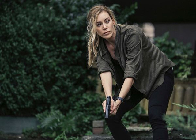 Sinem Kobal'dan Hollywood yıldızlarını aratmayan dövüş sahnesi! - Resim: 3