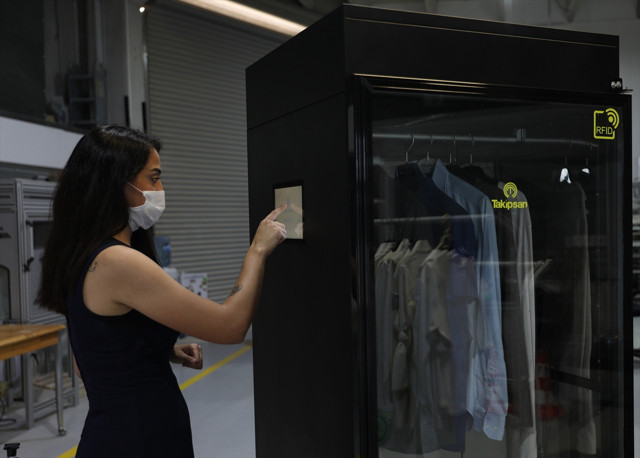 İzmir'de akıllı dezenfeksiyon dolabı çözümü geliştirildi! - Resim: 0