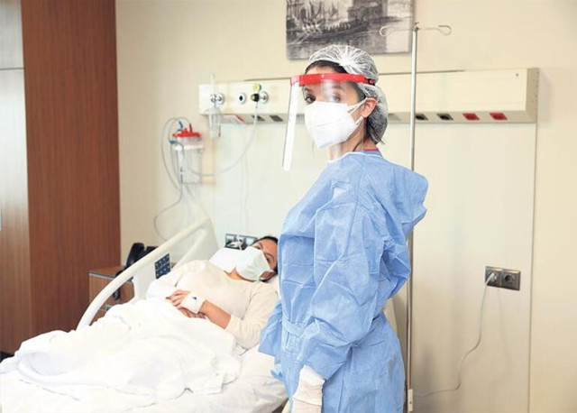 Tıp Bayramı'nda kahraman sağlık çalışanlarından 'salgın' mesajı! Tek başımıza mümkün değil - Resim: 0