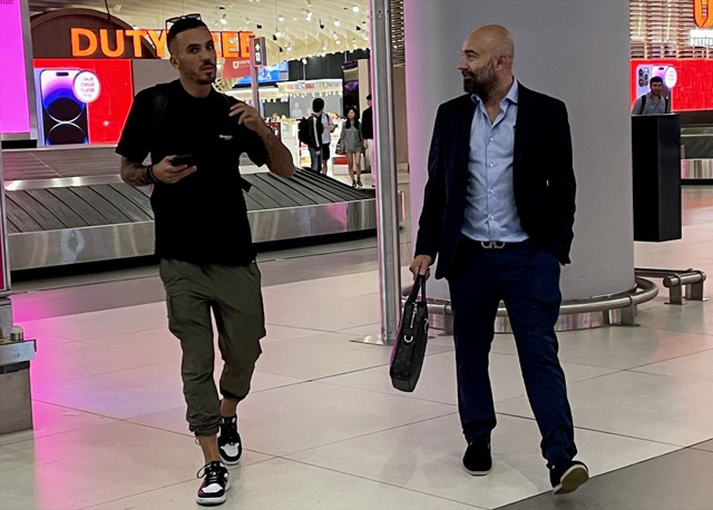 Kourbelis, Trabzonspor için İstanbul'da - Resim: 0