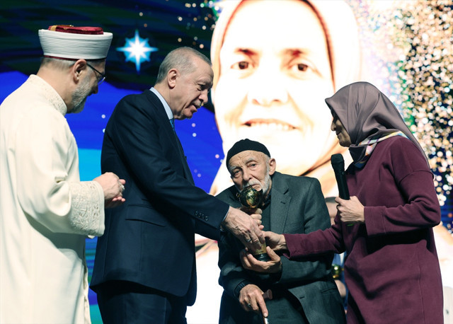 Cumhurbaşkanı Erdoğan: Soykırımcıların gözüne bakarak Gazze'nin evlatlarına sahip çıktık - Resim: 1