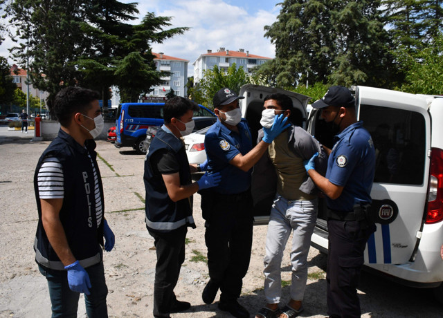 Kırklareli'nde cinayet! Katil, yaşlı çifti evlerinde bıçakladı - Resim: 1