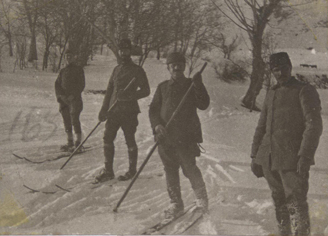 Bakanlık Sarıkamış Harekatı'na katılan askerlerin tarihi fotoğraflarını paylaştı - Resim: 0