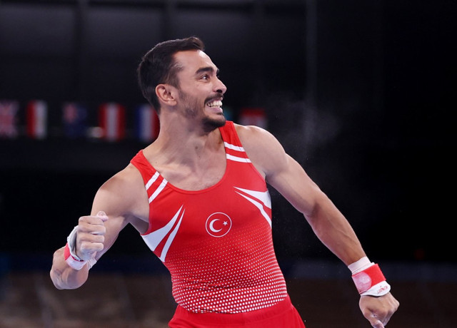 Milli cimnastikçi Ferhat Arıcan Tokyo 2020'de bronz madalya kazandı - Resim: 0