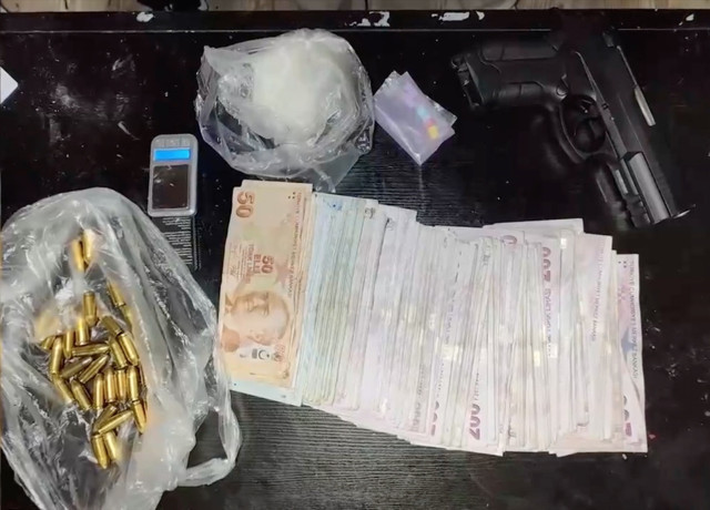 Zehir tacirlerine büyük darbe! Bakan Yerlikaya açıkladı: 1 ton 971 kilogram uyuşturucu ele geçirildi - Resim: 7