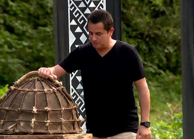 Gözyaşları sel oldu! Acun Ilıcalı Survivor'da elenen ismi açıkladı: Yılanın başı büyümeden ezmek istediniz - Resim: 2