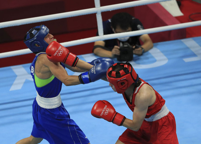 2020 Tokyo Olimpiyat Oyunları'nda boksta Buse Naz Çakıroğlu gümüş madalya kazandı - Resim: 0