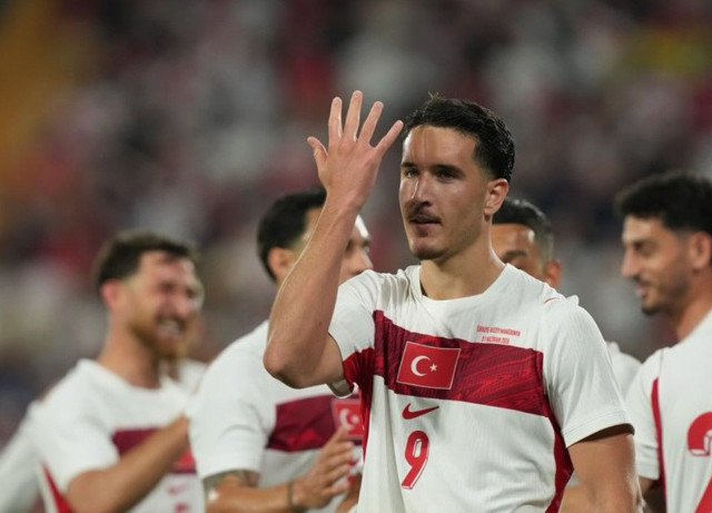 Transfer gece yarısı duyuruldu! Galatasaray milli yıldızı kadrosuna kattı: İşte bonservis bedeli - Resim: 1