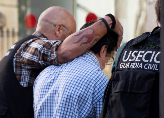 Eski eşi kayınvalidesi ve baldızını iki çocuğunun gözleri önünde öldürdü - Resim: 0