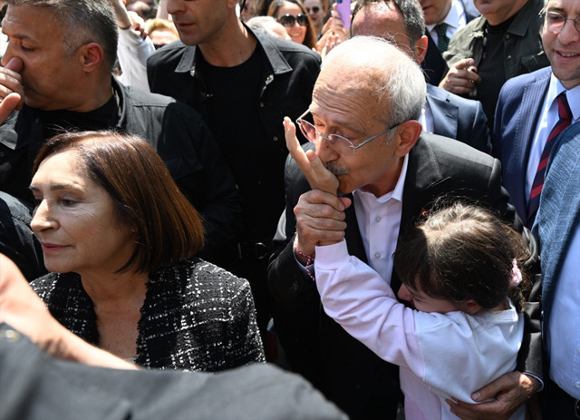 Millet İttifakı Cumhurbaşkanı Adayı Kemal Kılıçdaroğlu Ankara'da oyunu kullandı - Resim: 1