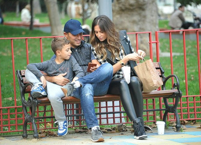 Emina Sandal'dan olay açıklama her şey ortaya çıktı! - Resim: 1