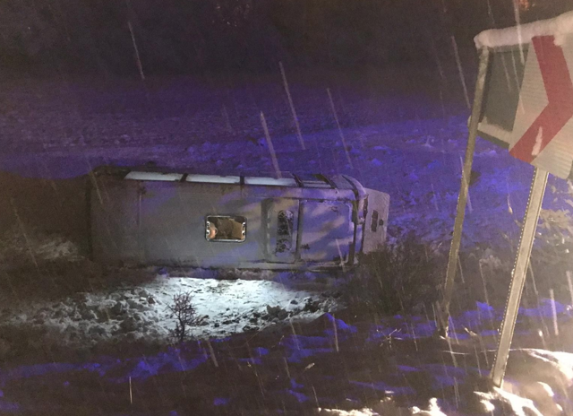 Hataysporlu futbolcuları taşıyan otobüs devrildi - Resim: 1