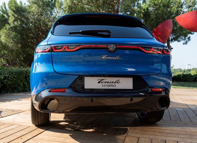 Alfa Romeo kompakt SUV Tonale Türkiye'de satışa sunuluyor fiyatı bakın kaç lira oldu - Resim: 1