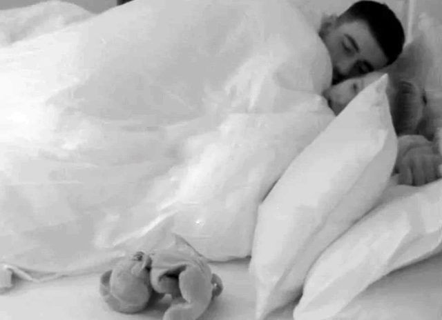 Aşk Adası'nda kızdıran oyuncak ayı detayı - Resim: 3