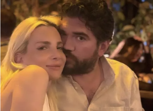 Rasim Ozan Kütahyalı yeni aşkını paylaştı yorum yağdı - Resim: 0