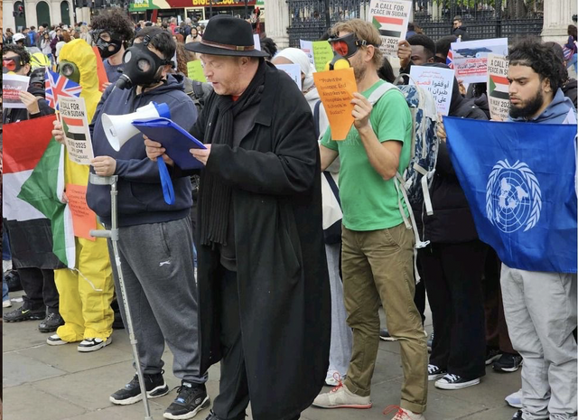 Londra’da Sudan Ordusunun kimyasal silah kullanması protesto edildi - Resim: 0