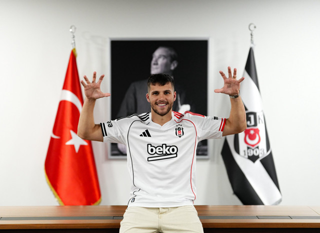 Beşiktaş, Benfica'dan Jurasek’i transfer etti - Resim: 0