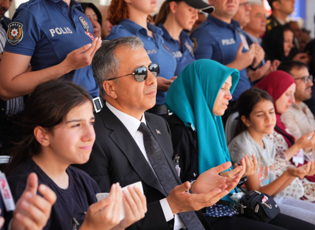 İçişleri Bakanı Ali Yerlikaya son dakika duyurdu! Şehit Hakan Telli'nin kanı yerde kalmadı - Resim: 1