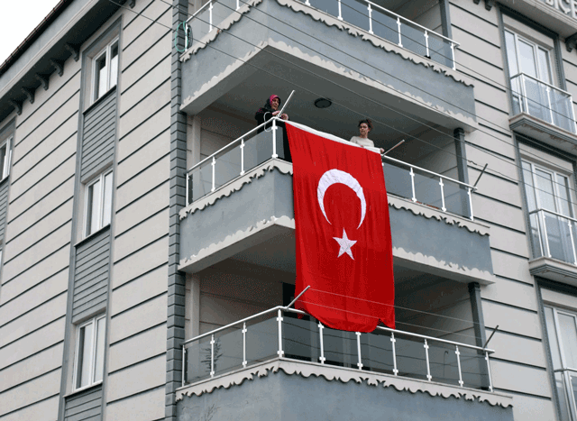 Helikopterin düşmesi sonucu şehit olan askerlerimizin kimlikleri  - Resim: 2