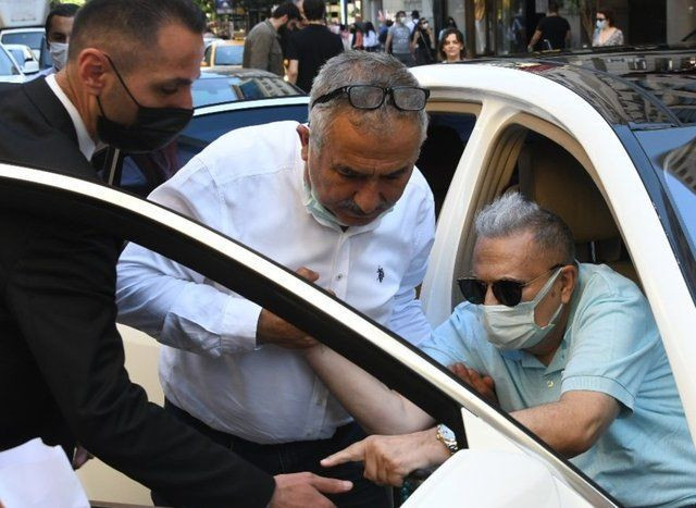 Seda Sayan'ı kızdıracak sözler! Mehmet Ali Erbil'in göndermesi olay oldu: Aracındaki detay şaşırttı - Resim: 3