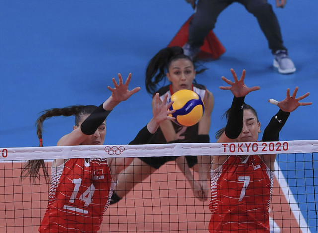 A Milli Kadın Voleybol Takımı Arjantin'i yenip çeyrek finale yükseldi - Resim: 1