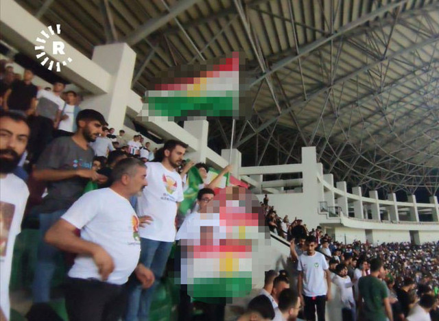 Amedspor-Bursaspor maçında onlarca PKK paçavralarının stada nasıl sokulduğu belli oldu - Resim: 0