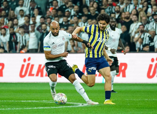 Beşiktaş Fenerbahçe maçında gol sesi çıkmadı! Ezeli rekabette puanlar paylaşıldı - Resim: 1