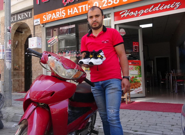 Aydın'da motosikletini çalan hırsızı ayaklarından tanıdı - Resim: 0